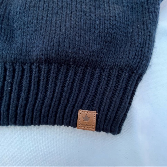 Canadiana Sweater Boys Medium Red White Blue Crew Neck Wool Blend Chunky Knit - Picture 8 of 15